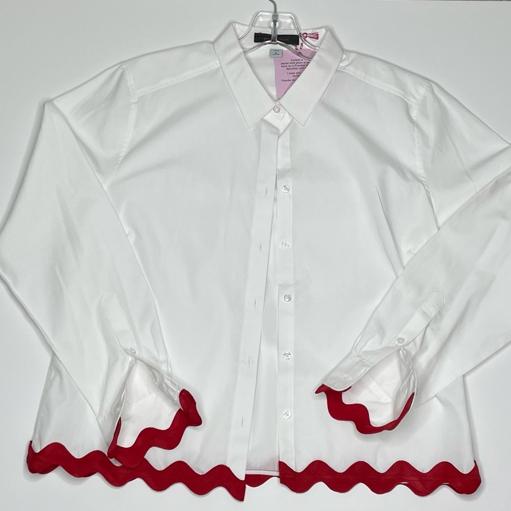 NWT Pearly Vine White Oxford, Red Rickrack, L